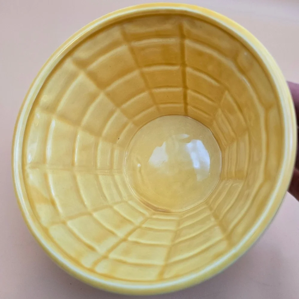 Vintage 1986 FTD Waffle Cone Ice Cream Bowl and Spoon Set Made in Japan Yellow